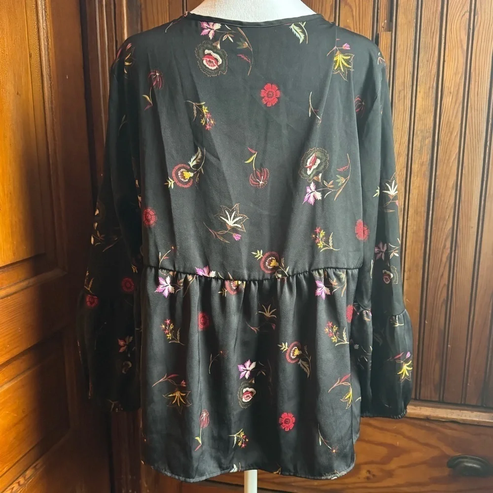 Old Navy Silky Tunic Top Size Large Floral Boho Print - Picture 5 of 9
